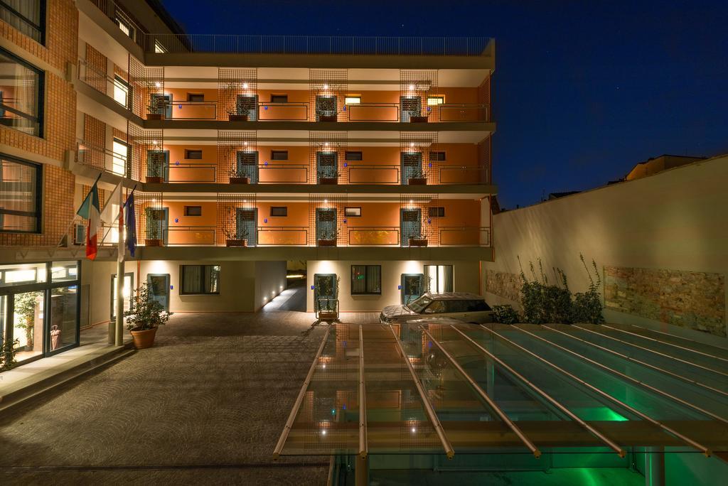 Aparthotel Forte16 View&spa Florenz